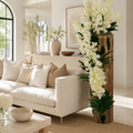 Vase en teck à bord naturel avec orchidées Vanda blanches pour décoration intérieure | Solérive